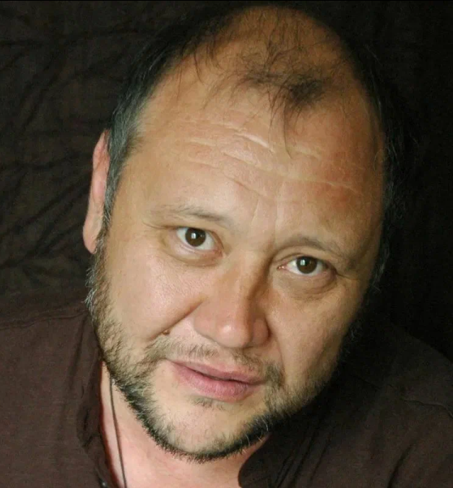 Юрий Степанов