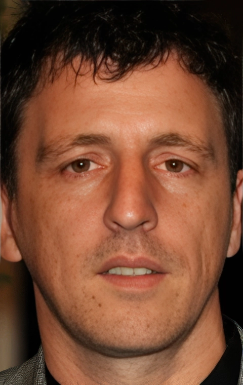 Аттикус Росс